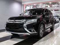 Mitsubishi Outlander 2.0 CVT, 2018, 96 416 км, с пробегом, цена 2 500 000 руб.