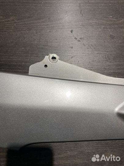 Левая накладка для Yamaha FJR1300 01-03