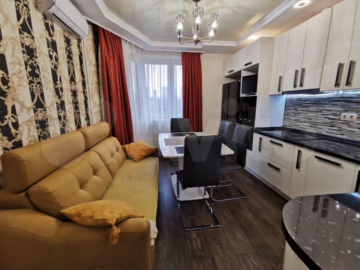 2-к. квартира, 70 м², 2/26 эт.