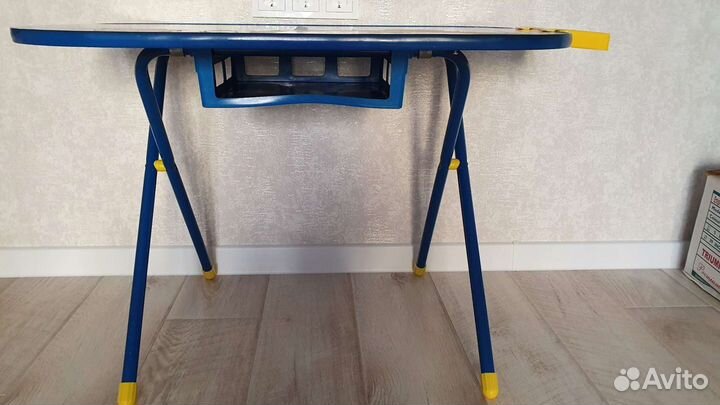 Стол детский