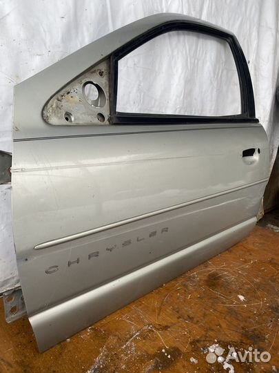 Дверь передняя левая Крайслер Цирус Cirrus Stratus