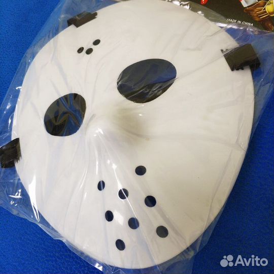 Маска хоккеиста пластик 