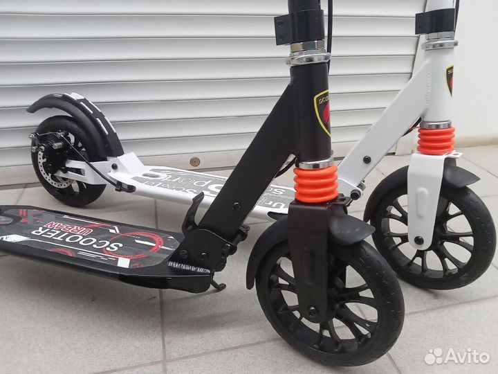 Самокат с дисковым тормозом