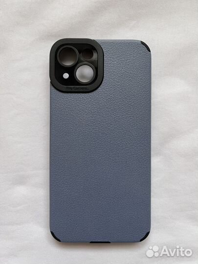 Чехол на iPhone 13