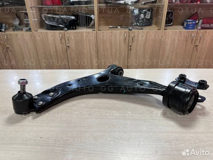 Рычаг передний левый Фокус 2 2005 - 2011