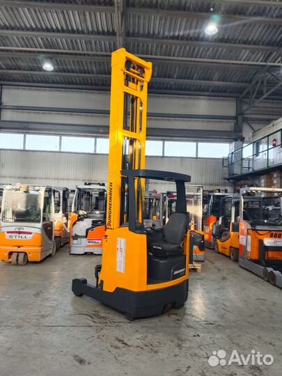 Штабелер (ричтрак) Jungheinrich ETV 318, 2015