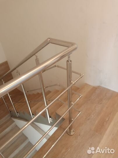 Перила и поручни из нержавеющей стали