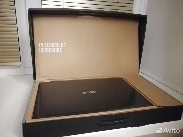 Asus k501u Core i3 6100u/12Gb/GeForce940MX/120m2