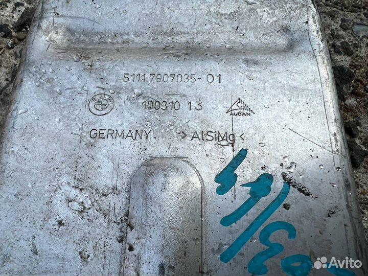 Передняя панель (телевизор) BMW 6 E63/E64 2005