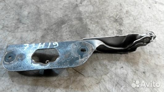 Петля капота jeep grand cherokee WK (73H19D502)