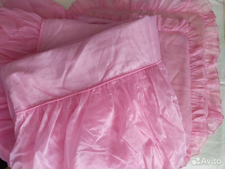 Одеяла, скатерти