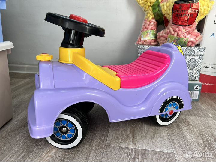 Каталка-автомобиль детский