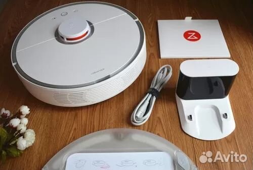 Робот частями Roborock S5