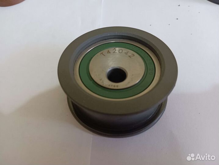Натяжной ролик ремня грм ваз