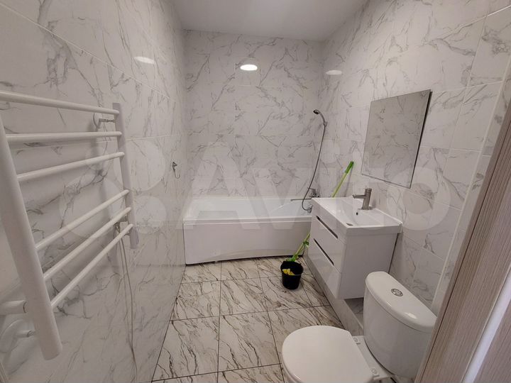 1-к. квартира, 42 м², 14/16 эт.