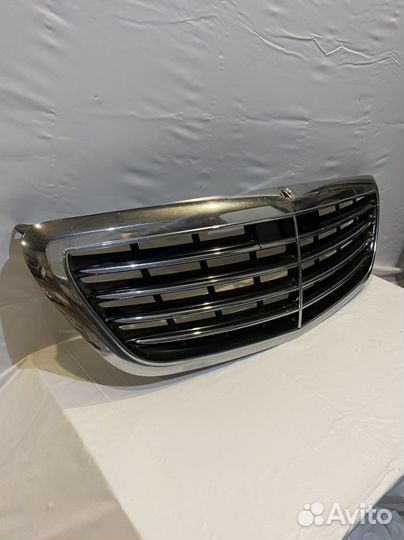 Mercedes W222 13- Решетка Радиатора 014