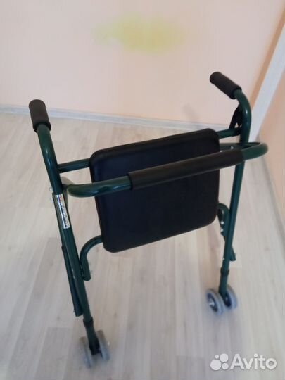 Ходунки для пожилых и инвалидов