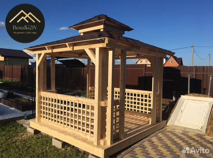 Беседка с мебелью