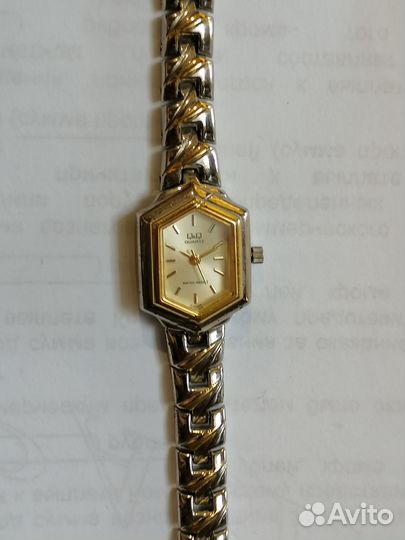 Часы наручные женские Q&Q