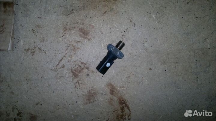 Bentley GT FS датчик давления масла на фильтре