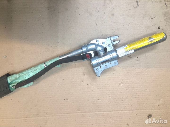 Шторка безопасности правая Mercedes-Benz W221