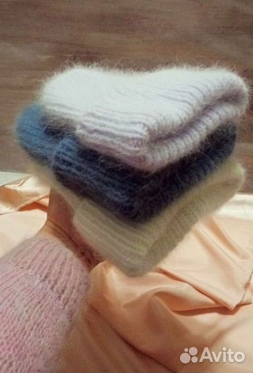 Шапка вязаная новая из ангоры