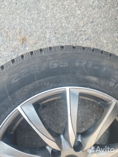 Комплект зимних колес r17