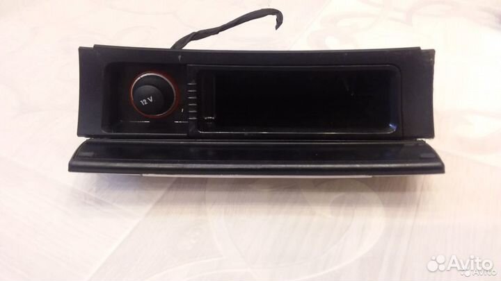 Пепельница салона передняя VW Passat B6 B7 CC