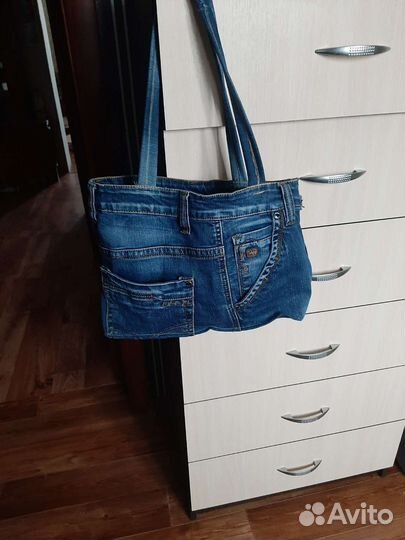 Сумка из джинсы.палас 2/3.игрушка на батарейках