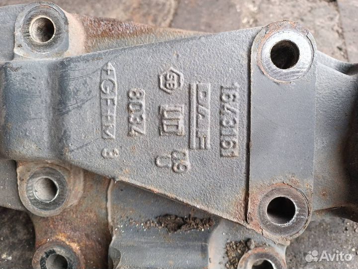 Кронштейн (крепление) DAF XF 105 2009 1643161