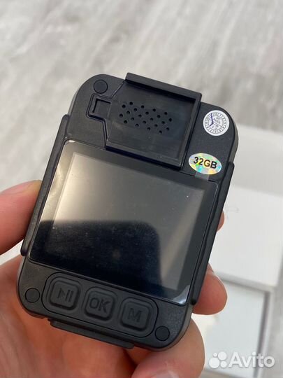 Нагрудный видеорегистратор