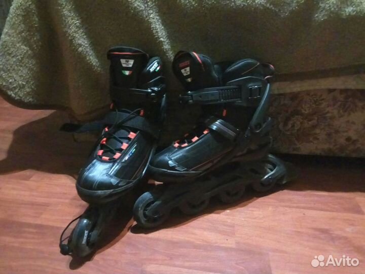 Продаю ролики 42 р-р сумка к ним и защита