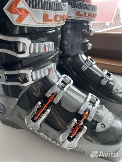 Горнолыжные ботинки Lowa