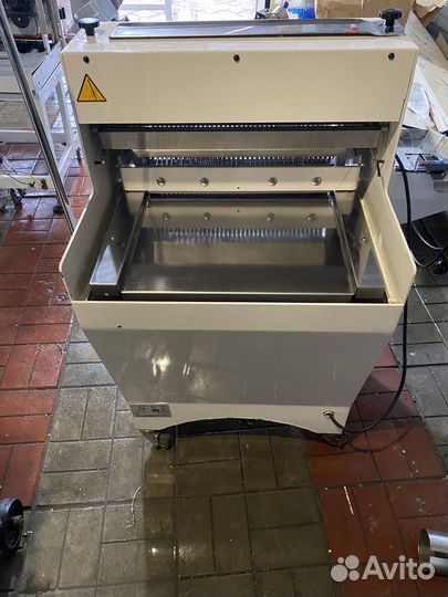 Хлеборезка JAC