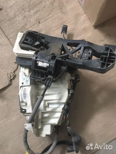 Замок двери mercedes w 221