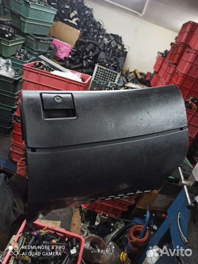 Ауди А4 (В5) Бардачек пассажира оригинал