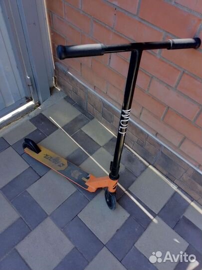 Трюковой самокат