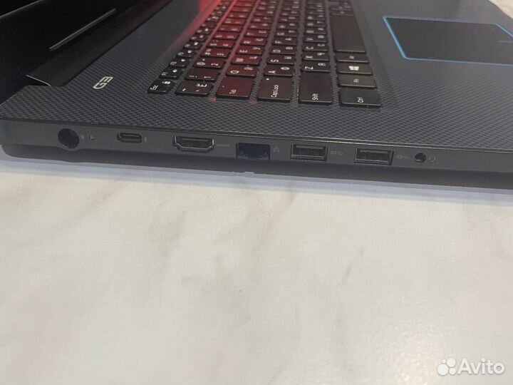 Игровой ноутбук Dell G3 3779