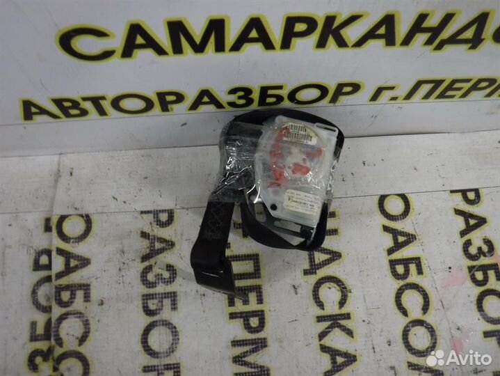 Ремень безопасности Jeep Grand Cherokee (WK2) 201