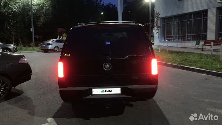 Cadillac Escalade 6 AT, 2003, 300 000 км