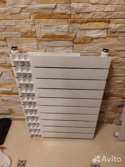 Радиатор отопления алюминиевый 8 секций