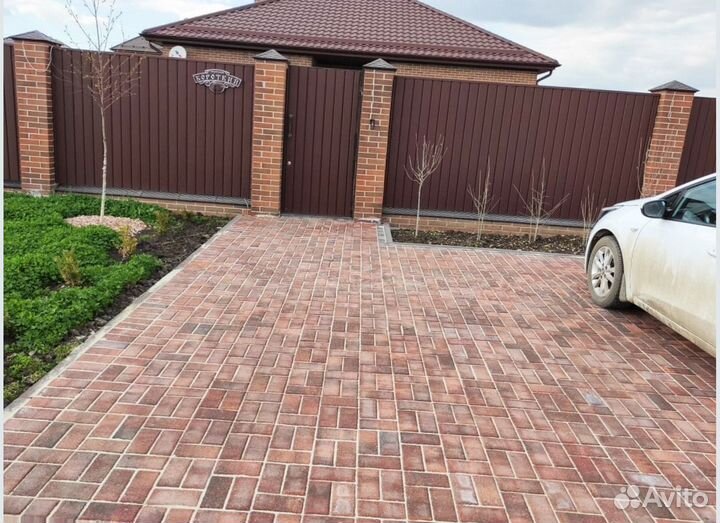 Тротуарная плитка и поребрик от 120 м2