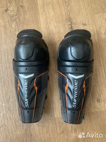 Щитки хоккейные детские 8