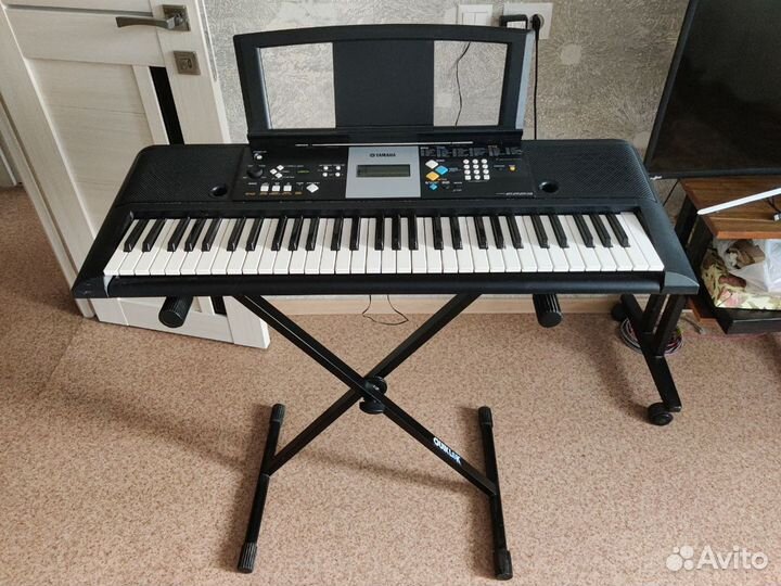 Синтезатор yamaha psr e223 c подставкой