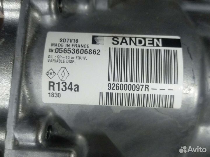 Компрессор кондиционера Рено 926000097R