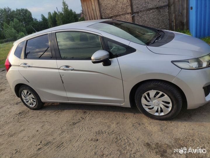 Honda Fit 1.3 CVT, 2016, 212 119 км