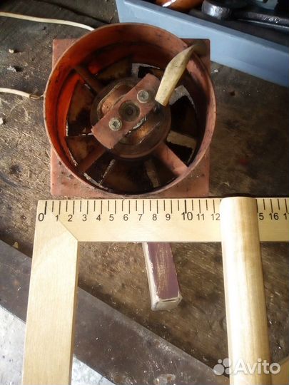 Электромотор для вытяжки 120х120