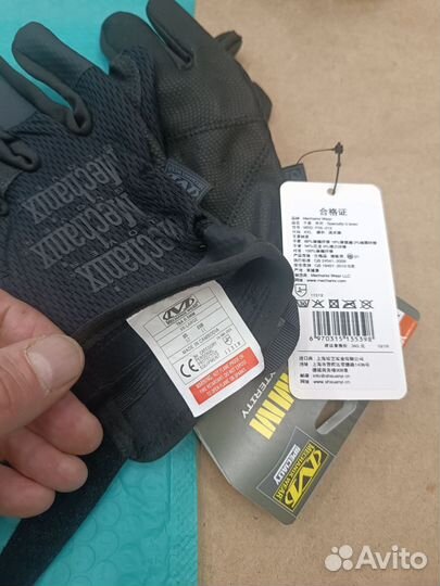 Перчатки mechanix