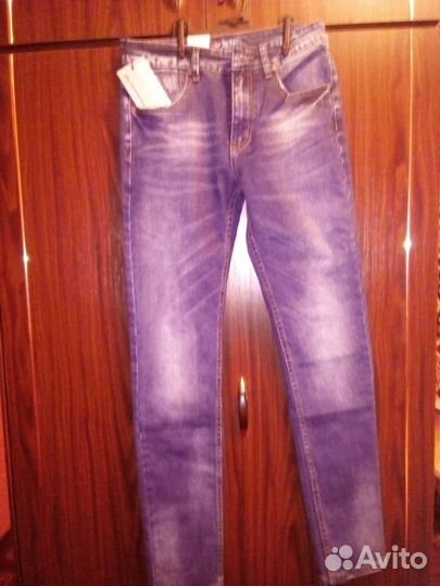 Новые джинсы