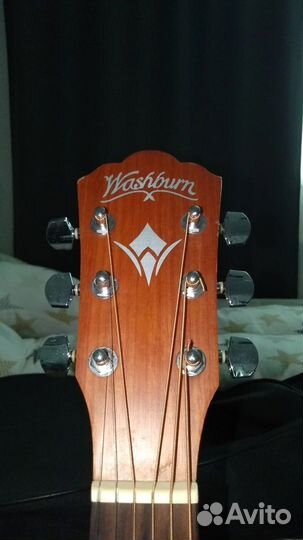 Акустическая гитара Washburn left handed